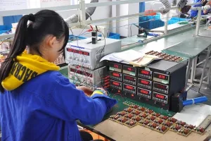 فحص الدوائر المطبوعة (PCB)  